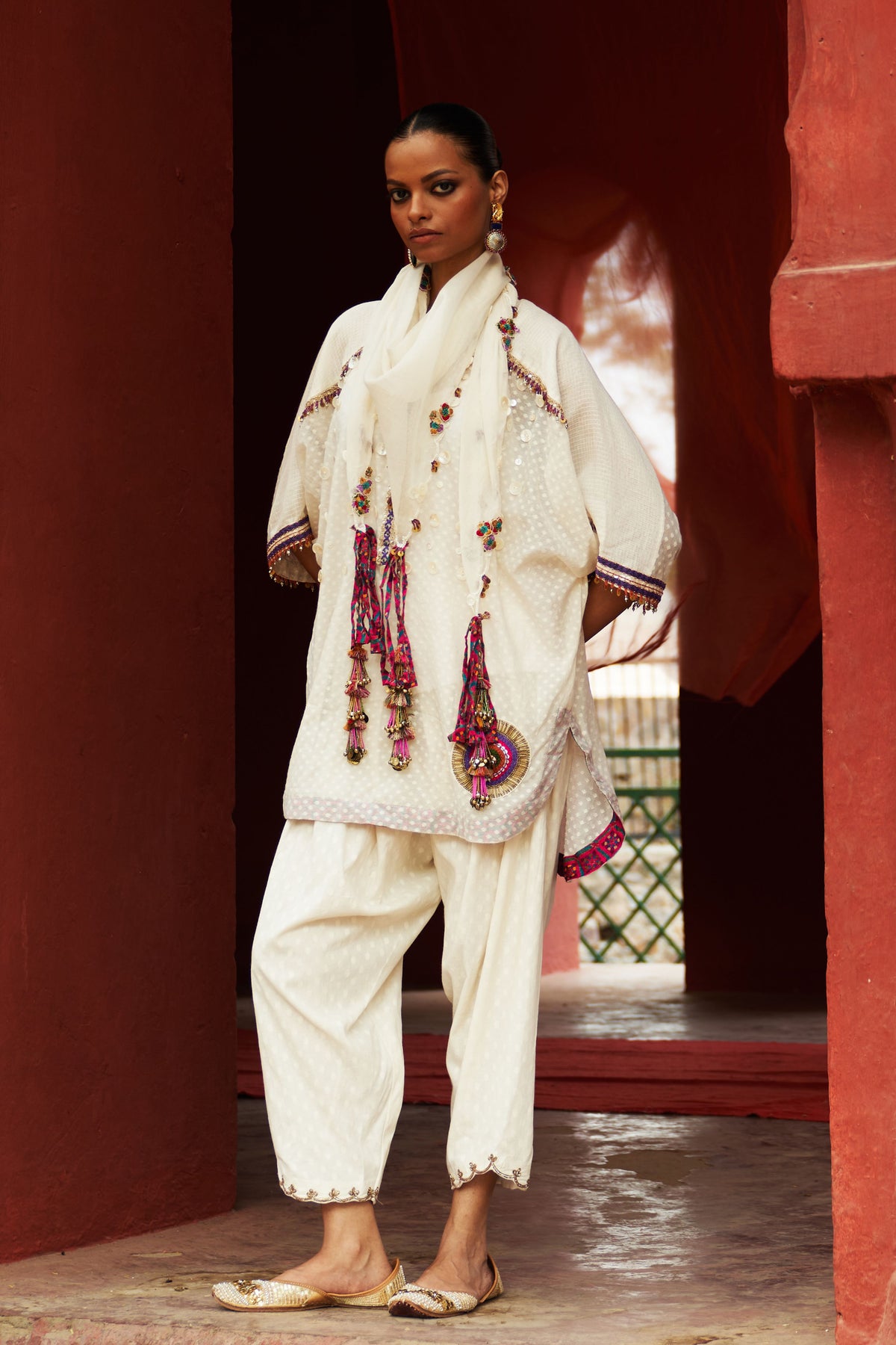 Ivory Embroidery Kurta Set