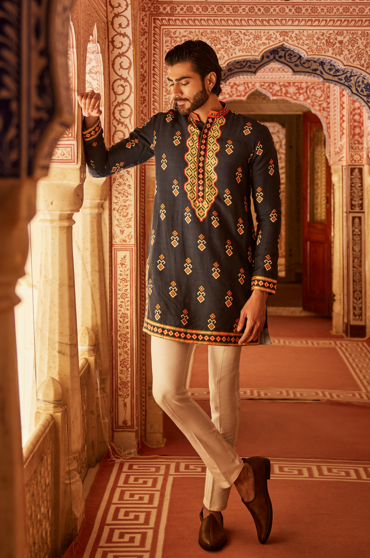 Navy Blue Printed Kurta With Pant