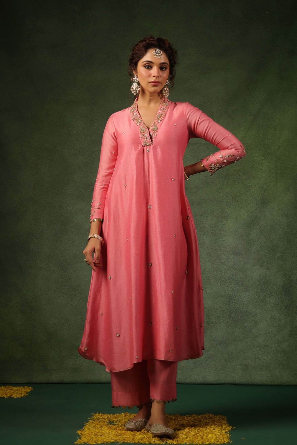 Pakeezah Phool Kurta Set