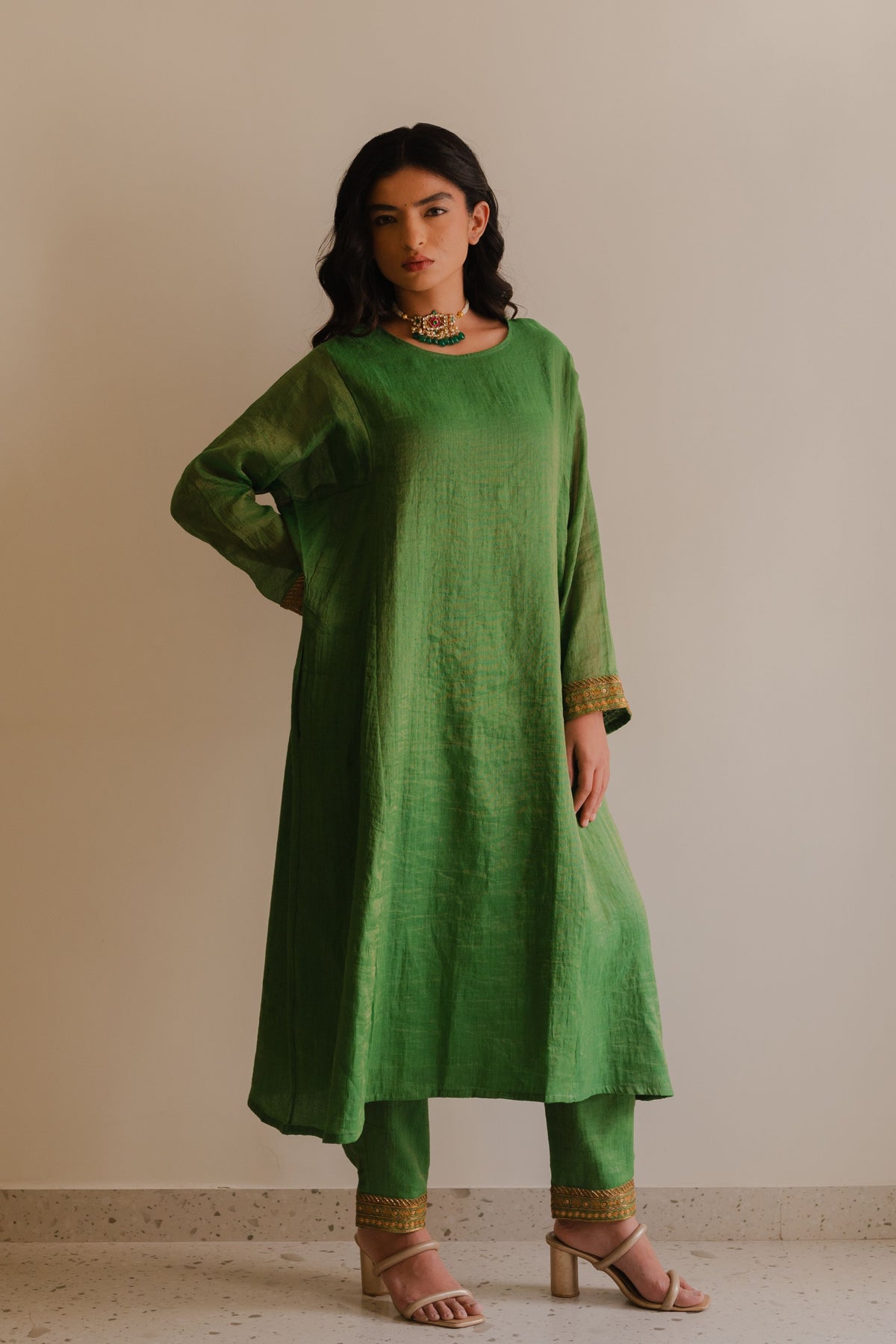 Gaur Tunic Set