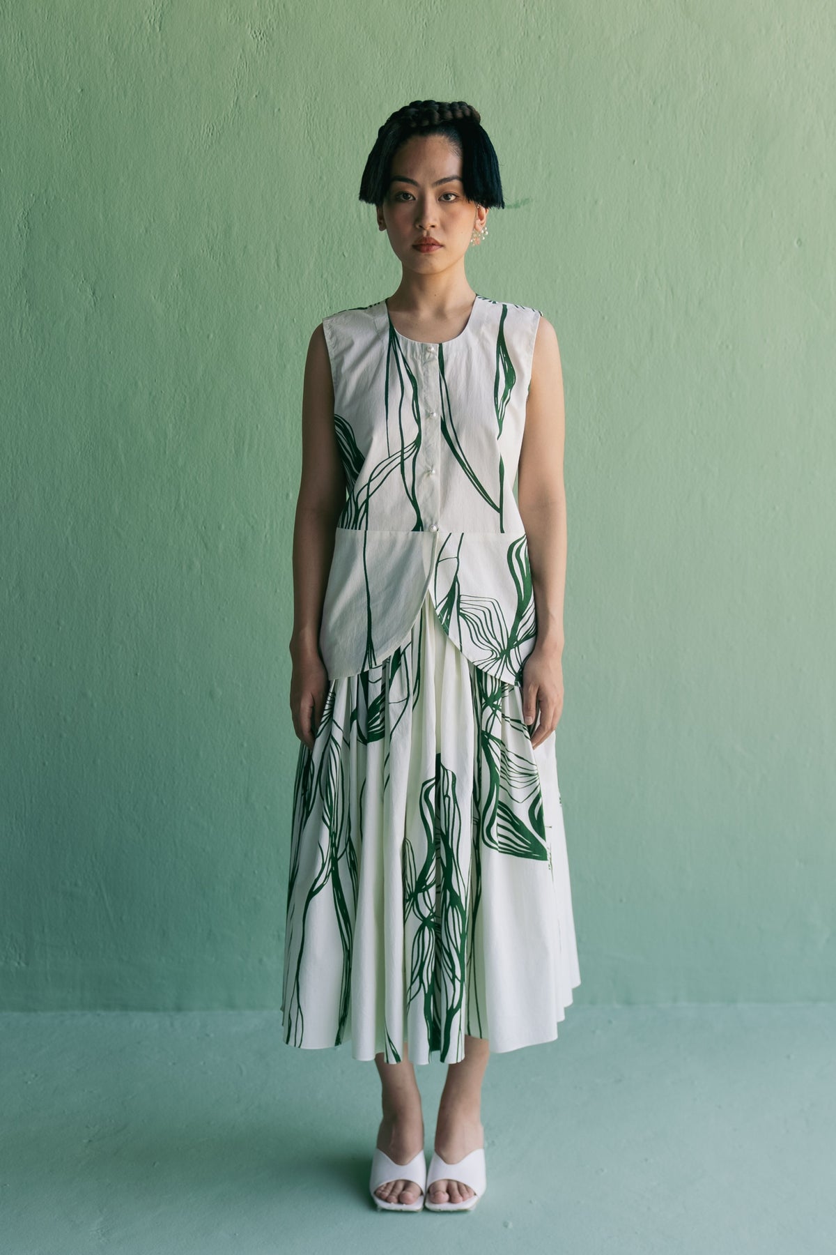 Green Lines Waistcoat With Skirt