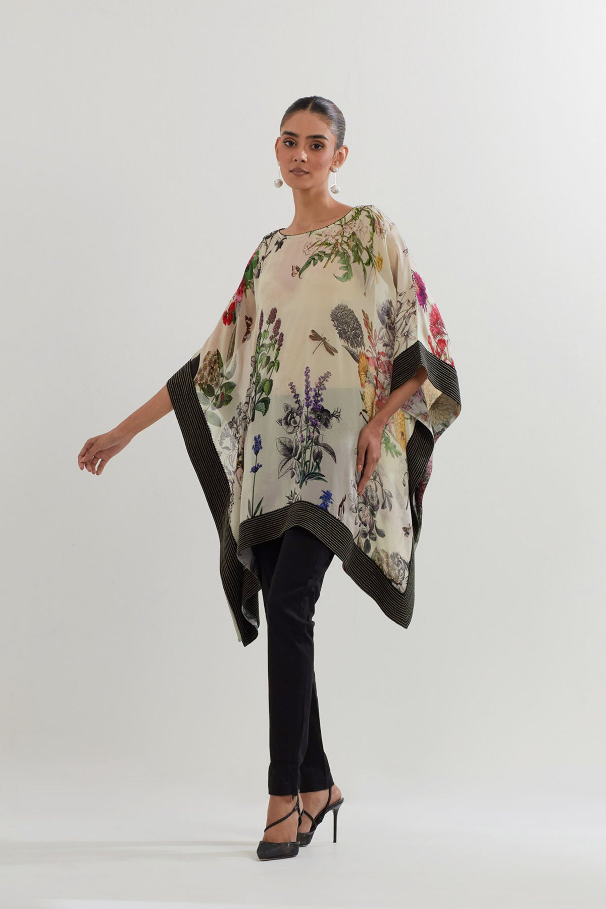 Poncho With Pant