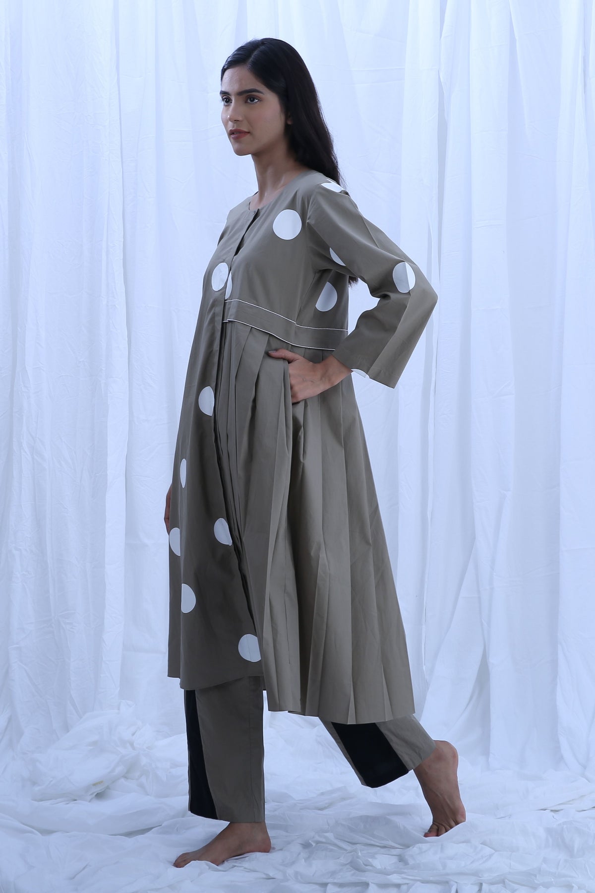 Earthy Grayish Round Neck Pleated Kurta Set