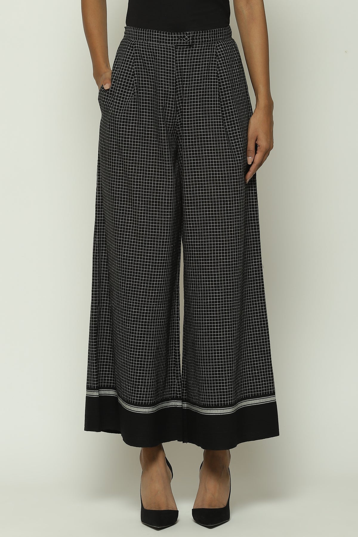 Chettinad Checks Black Border Trouser