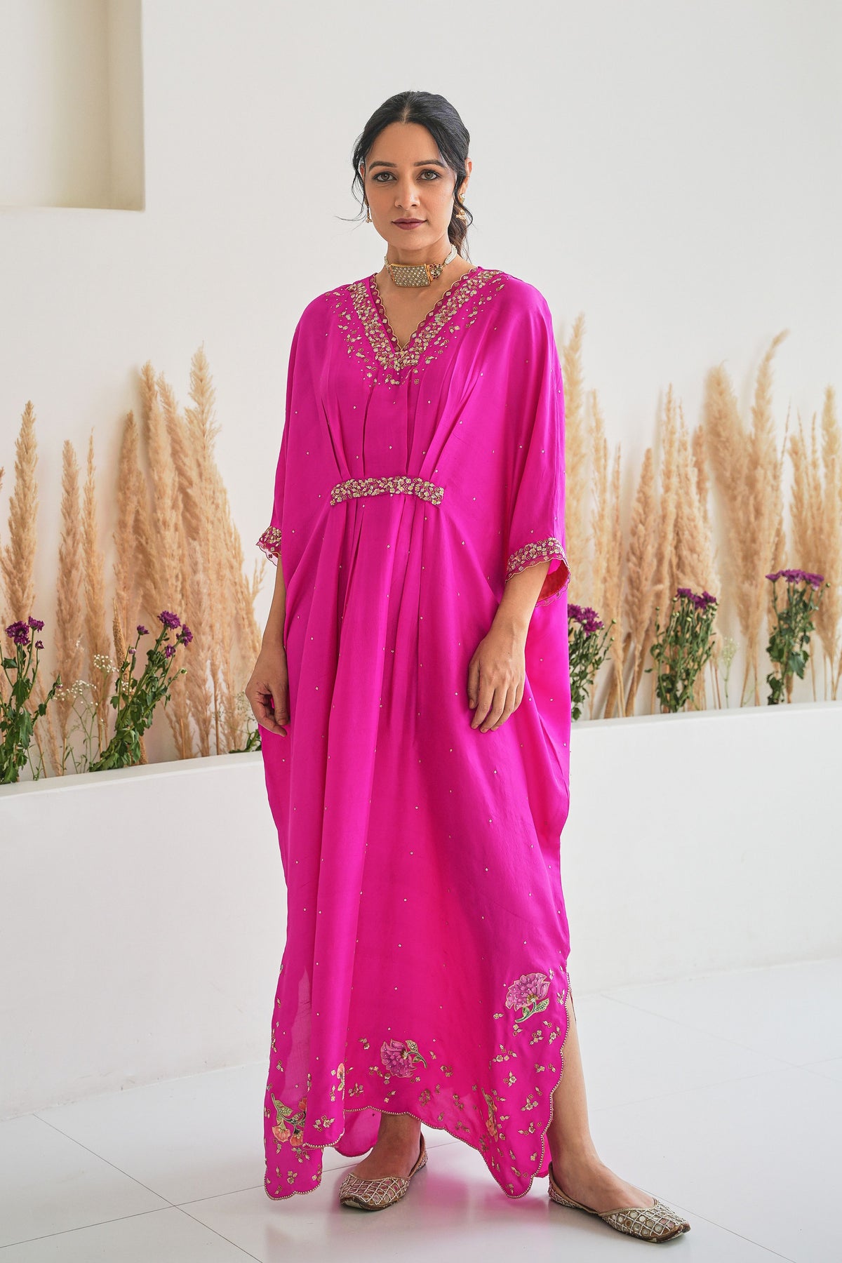 Ariana Kaftan in Magenta