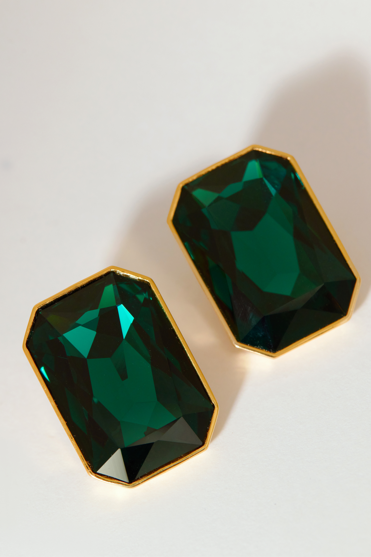 Radiance Crystal Cocktail Earring - Emerald