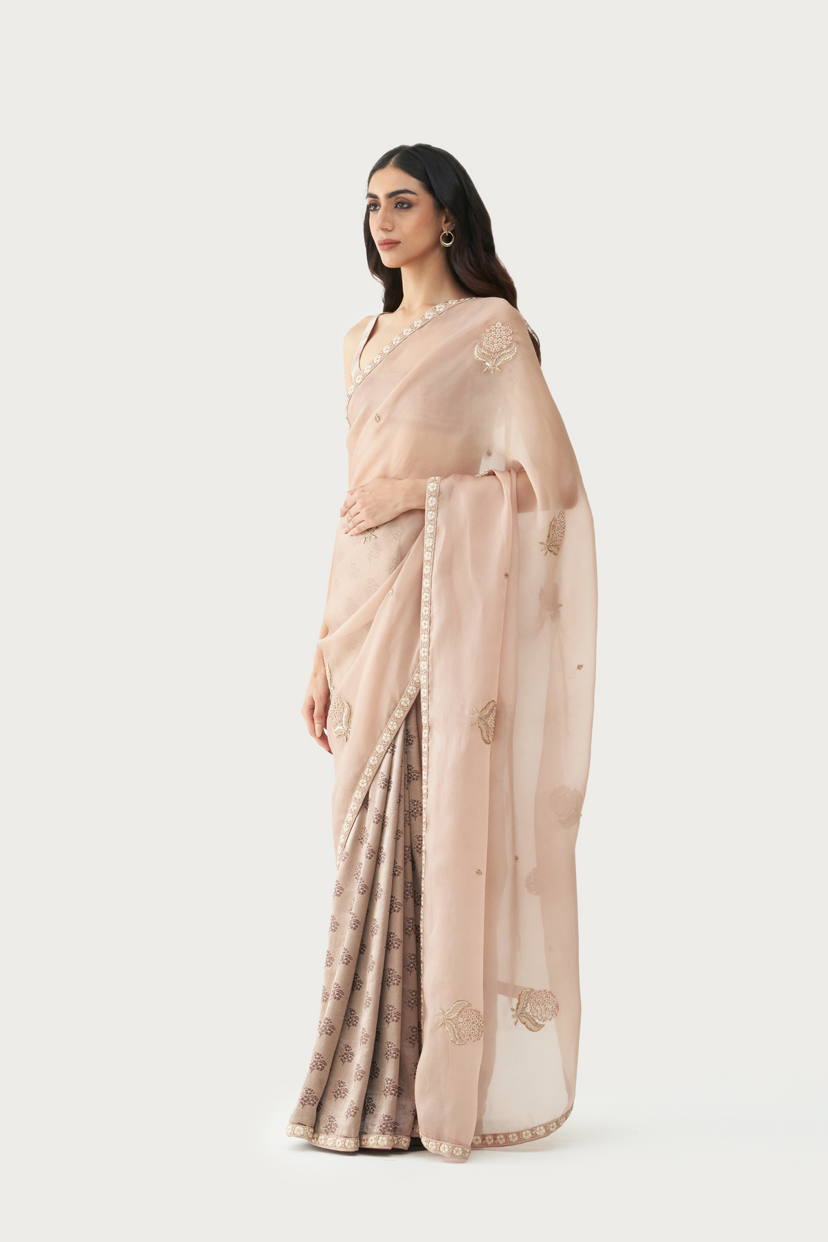 Niloufer millefluer earth grey embroidered saree