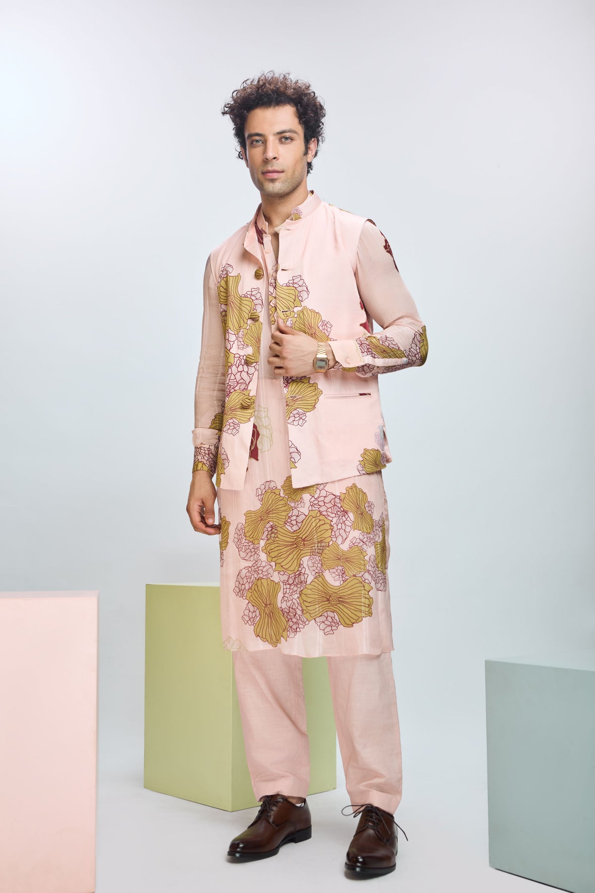 Printed Embroidere Bundi &amp; Kurta Set