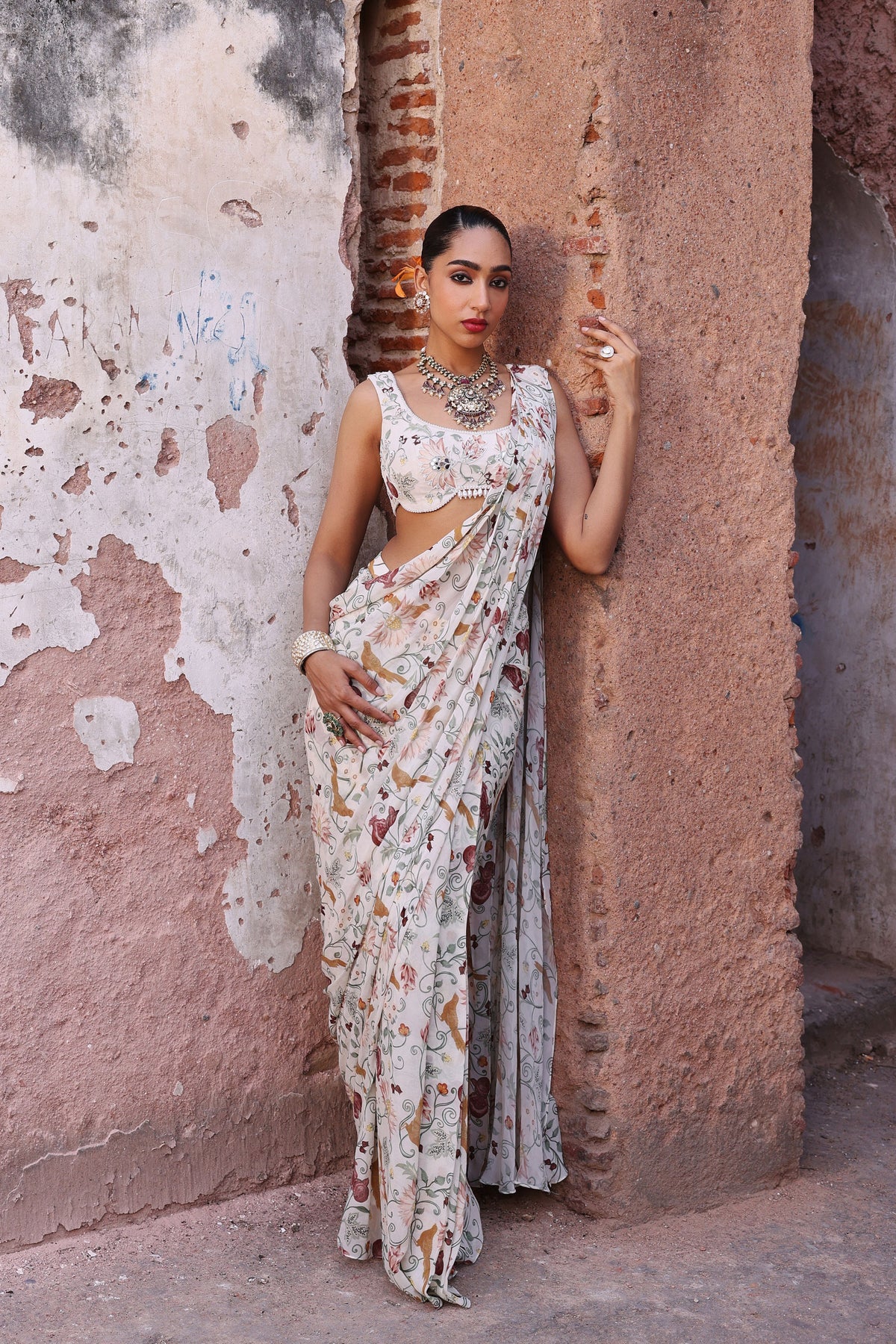 Tanishka Ivory Printed Pre-Stitched Saree