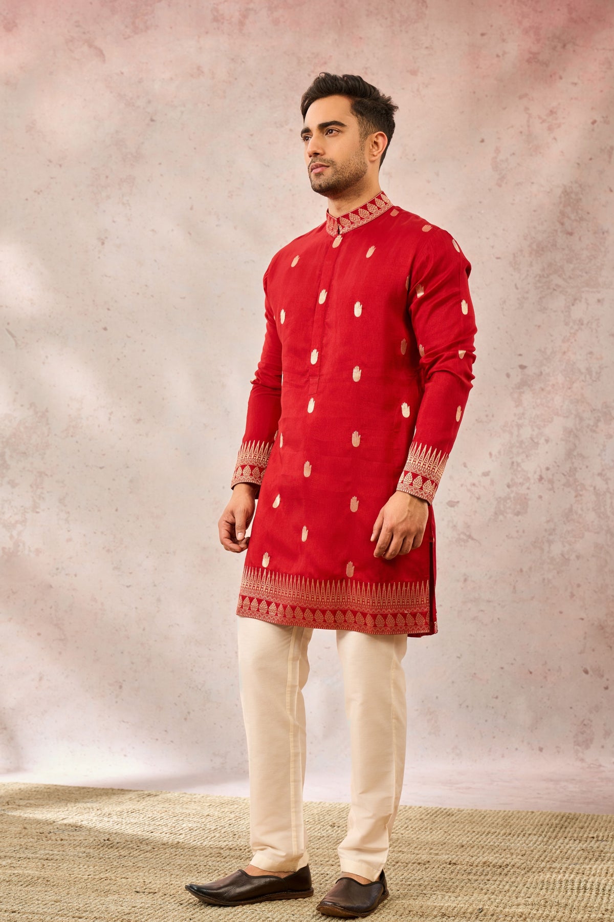 Red Haaath Phool Kurta