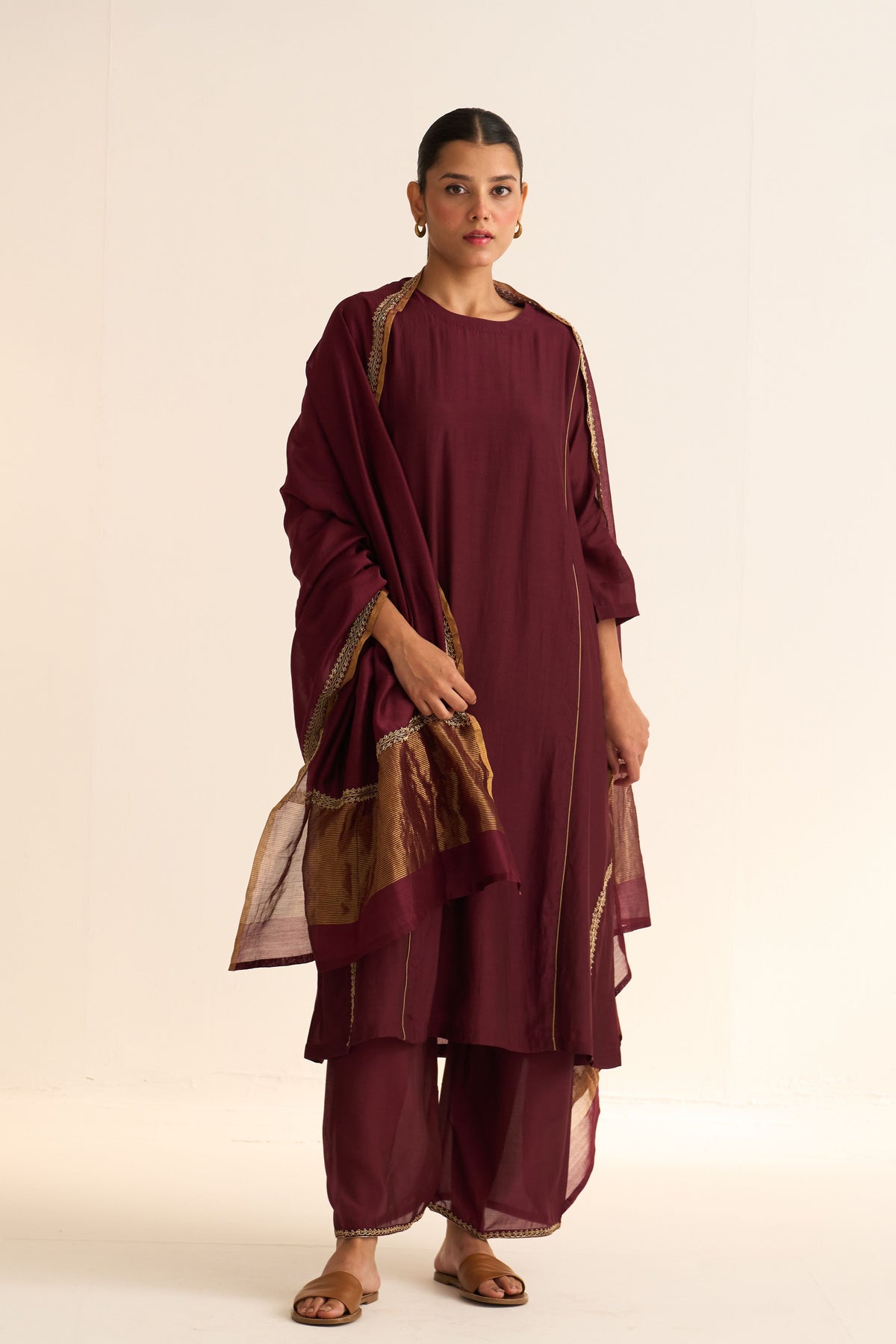 Mridini Deep Wine Dupatta