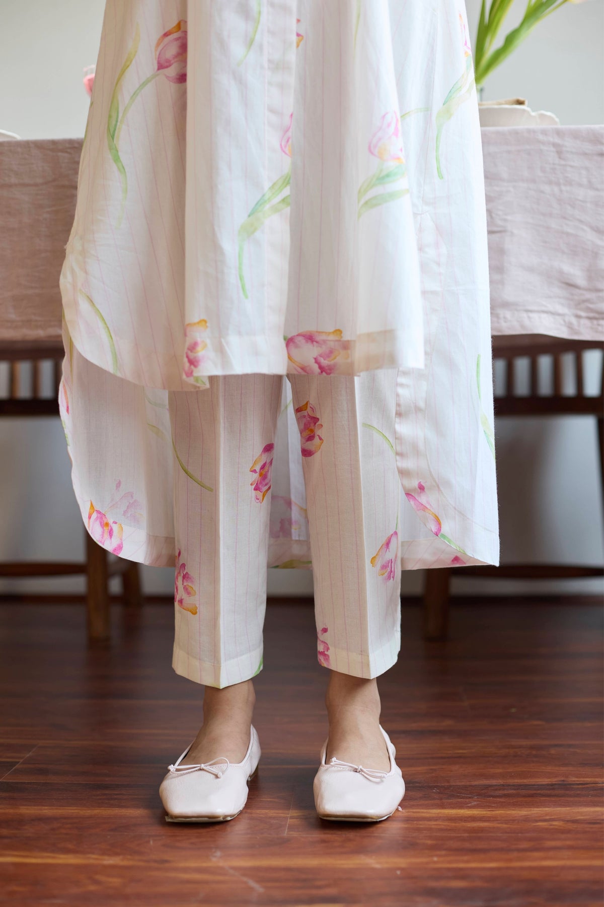 Ana Ivory Tulip Tunic Set