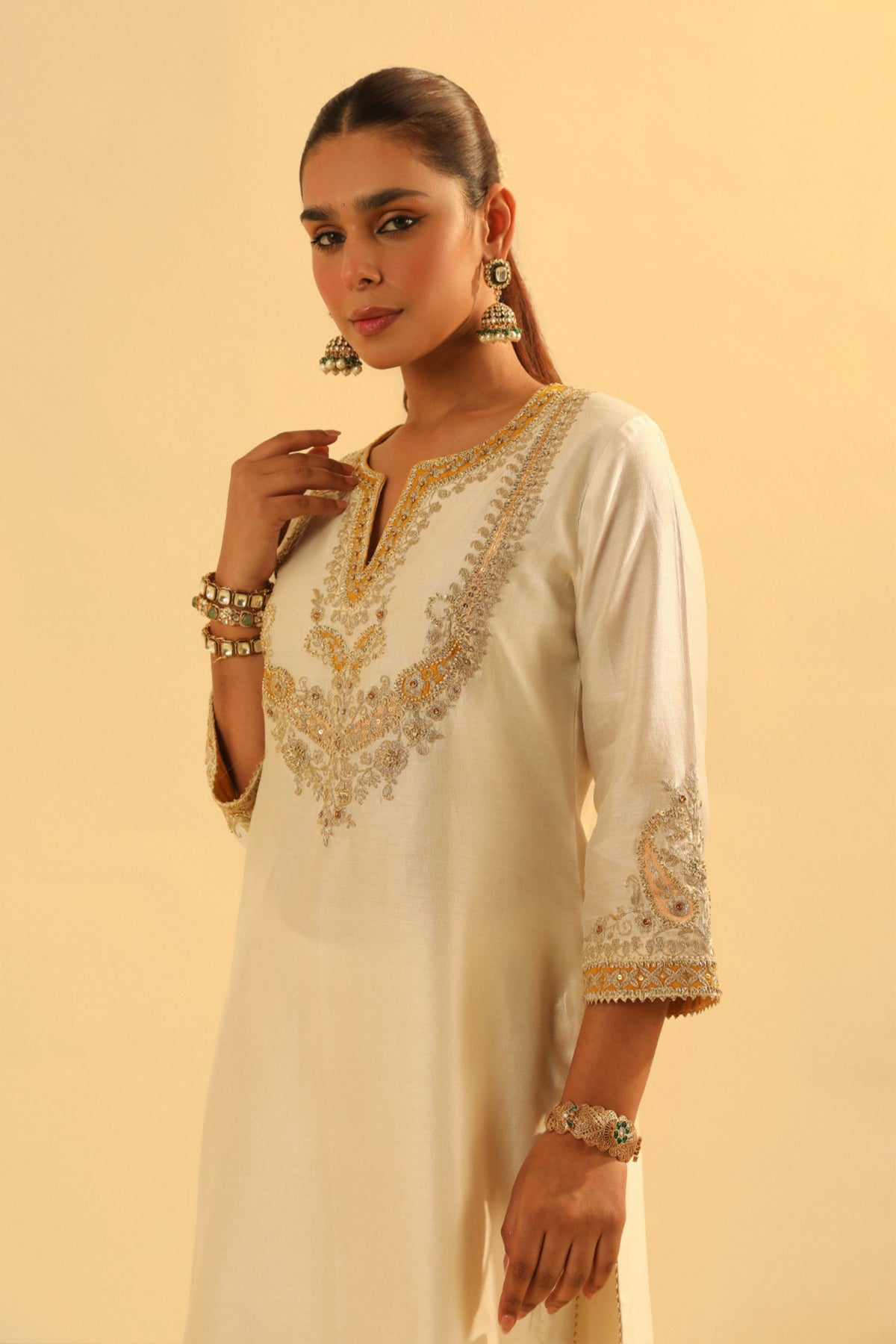 Aashna - Short Ivory Kurta With Dhoti