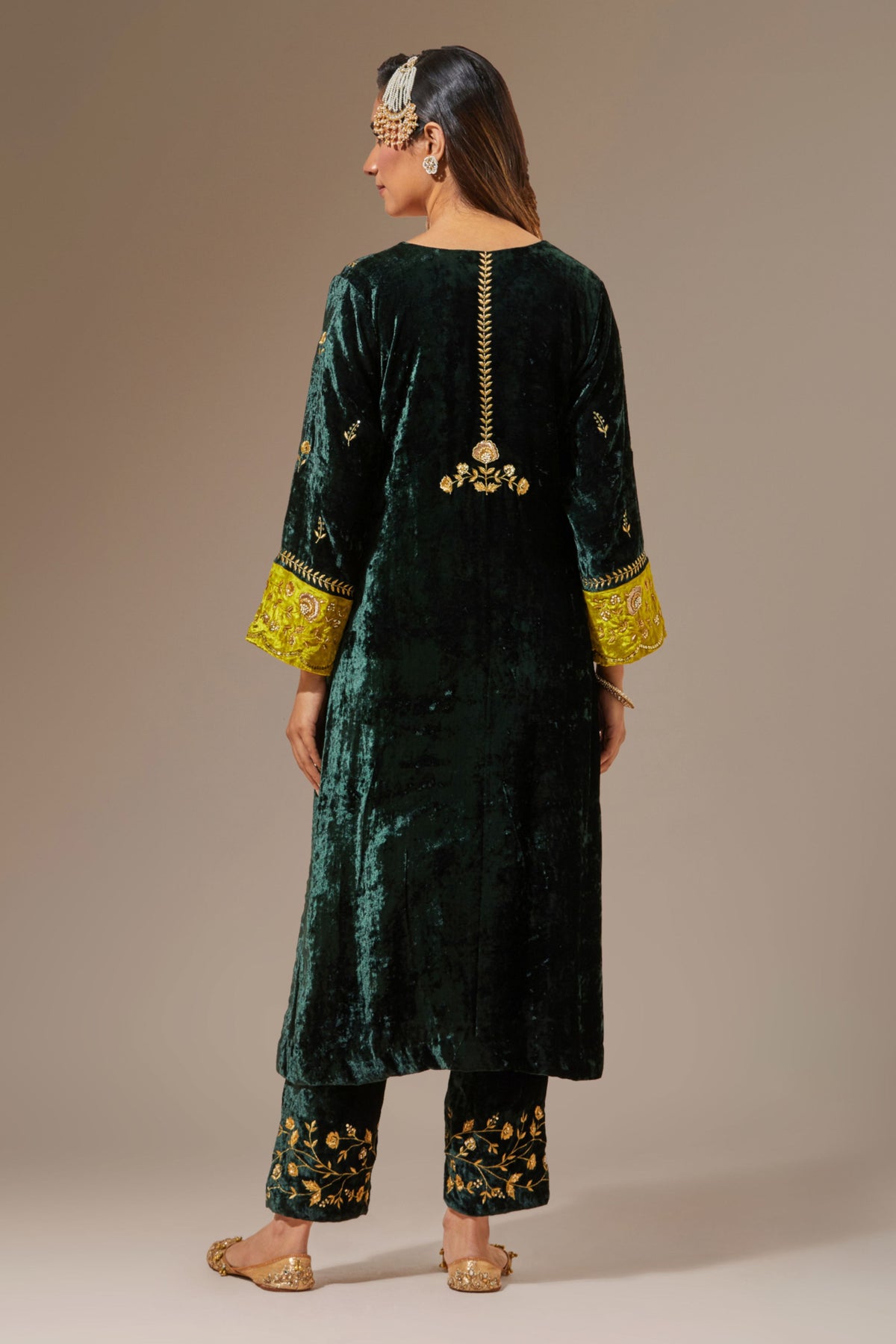 Green Velvet Hand Embroidered Contrast Sleeve Kurta