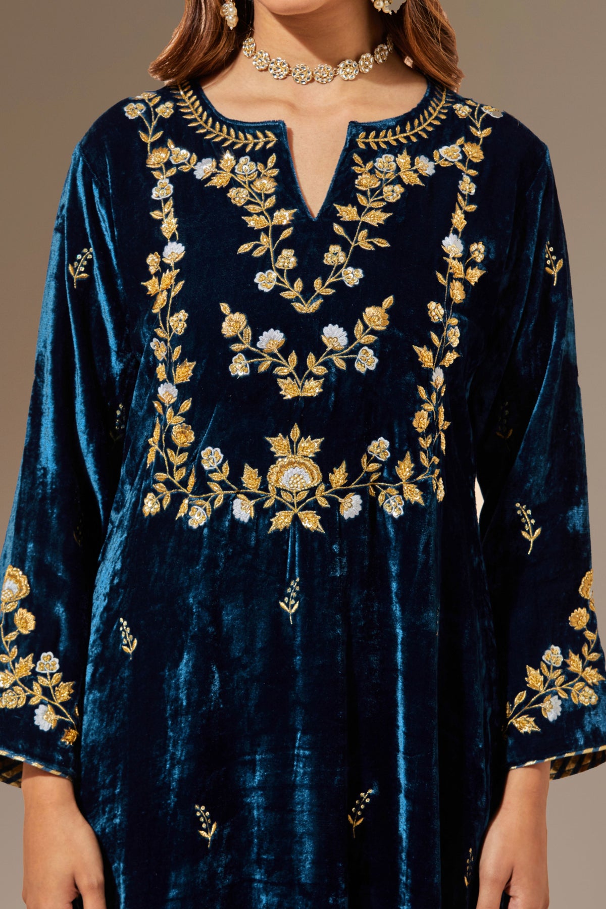 Blue Velvet Kurta With Hand Embroidery