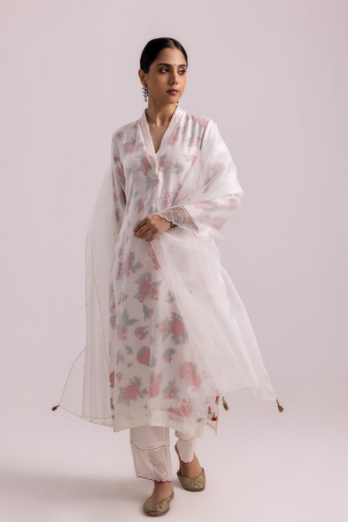 Farah White Kurta Set