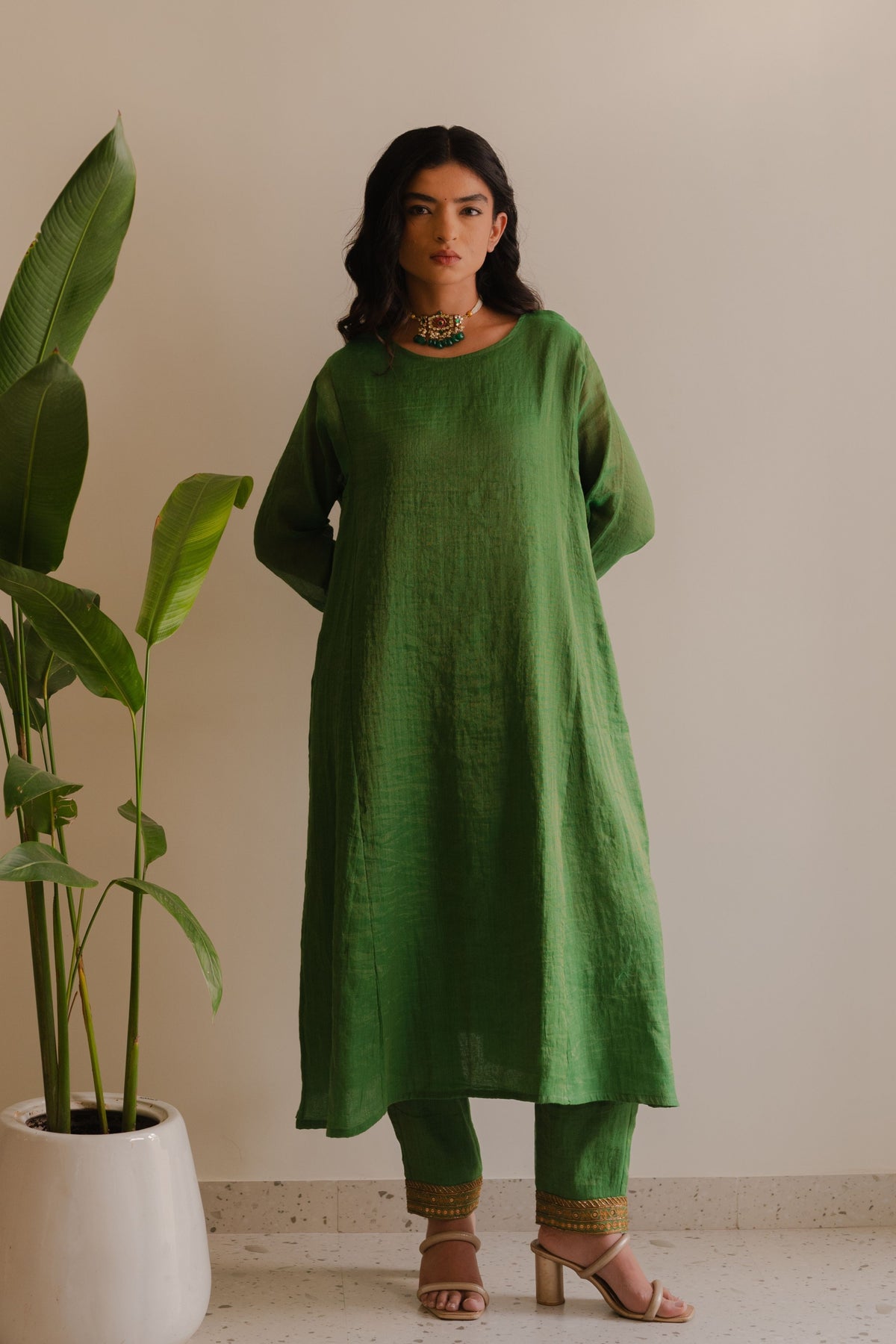 Gaur Tunic Set