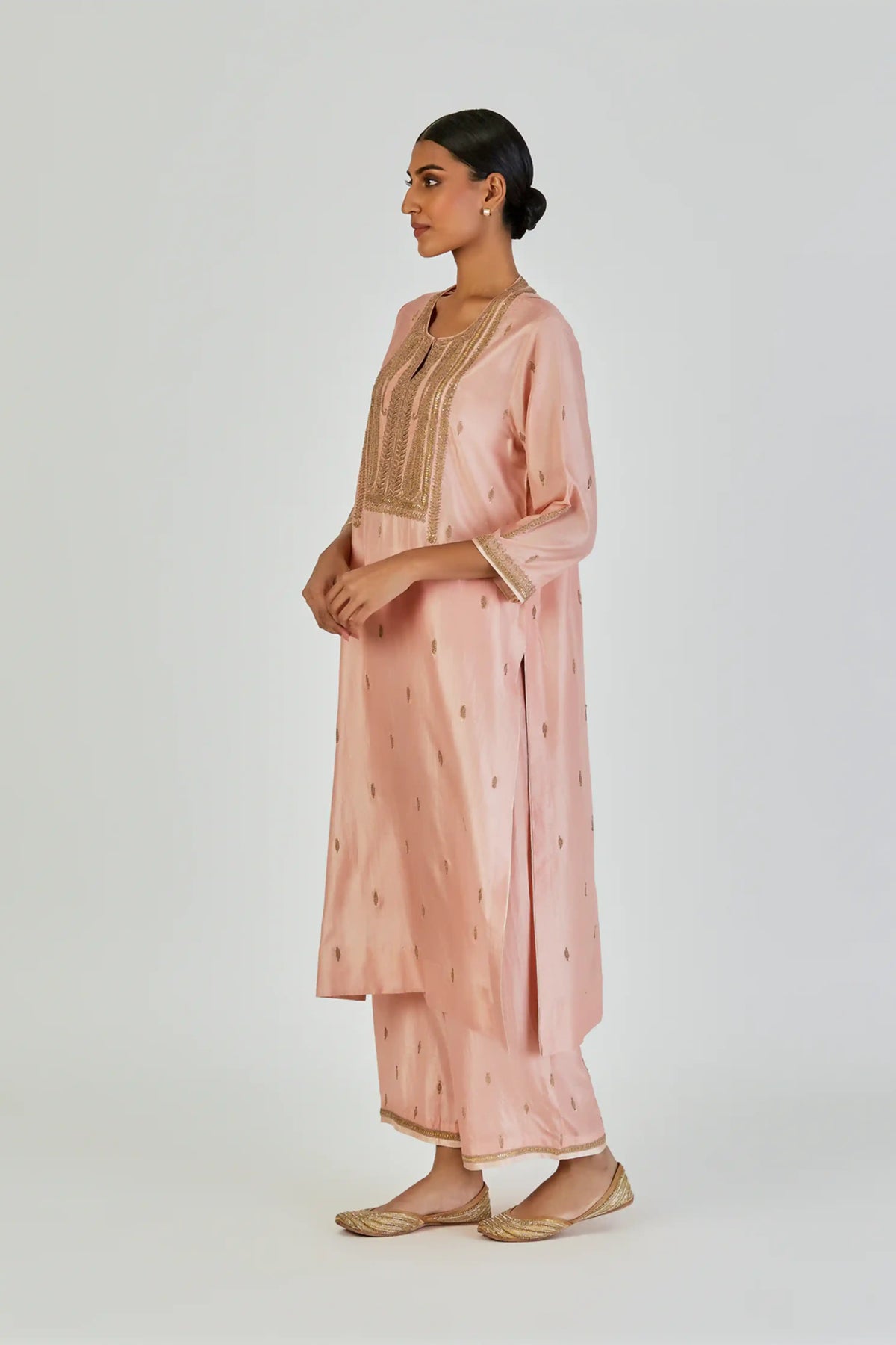 Shirsha Kurta And Pant