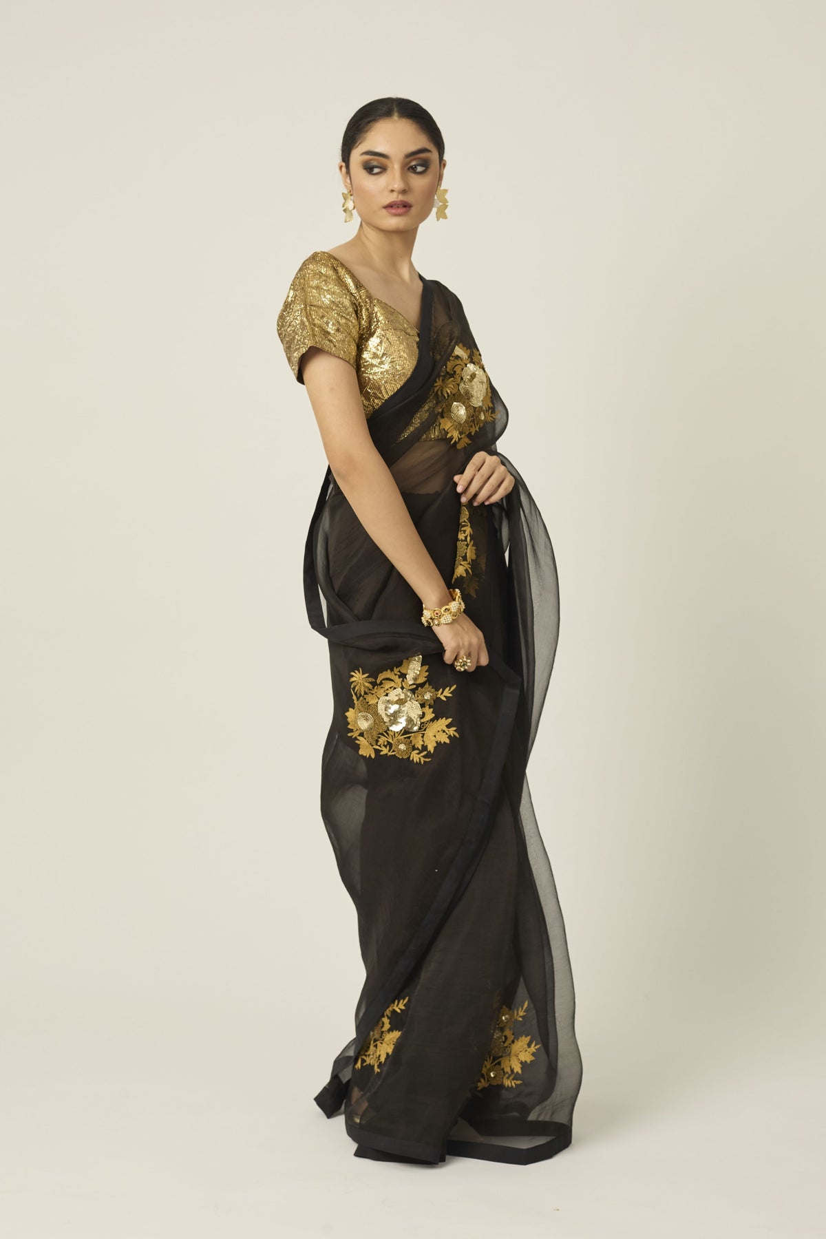 Black And Gold Aradhana Saree