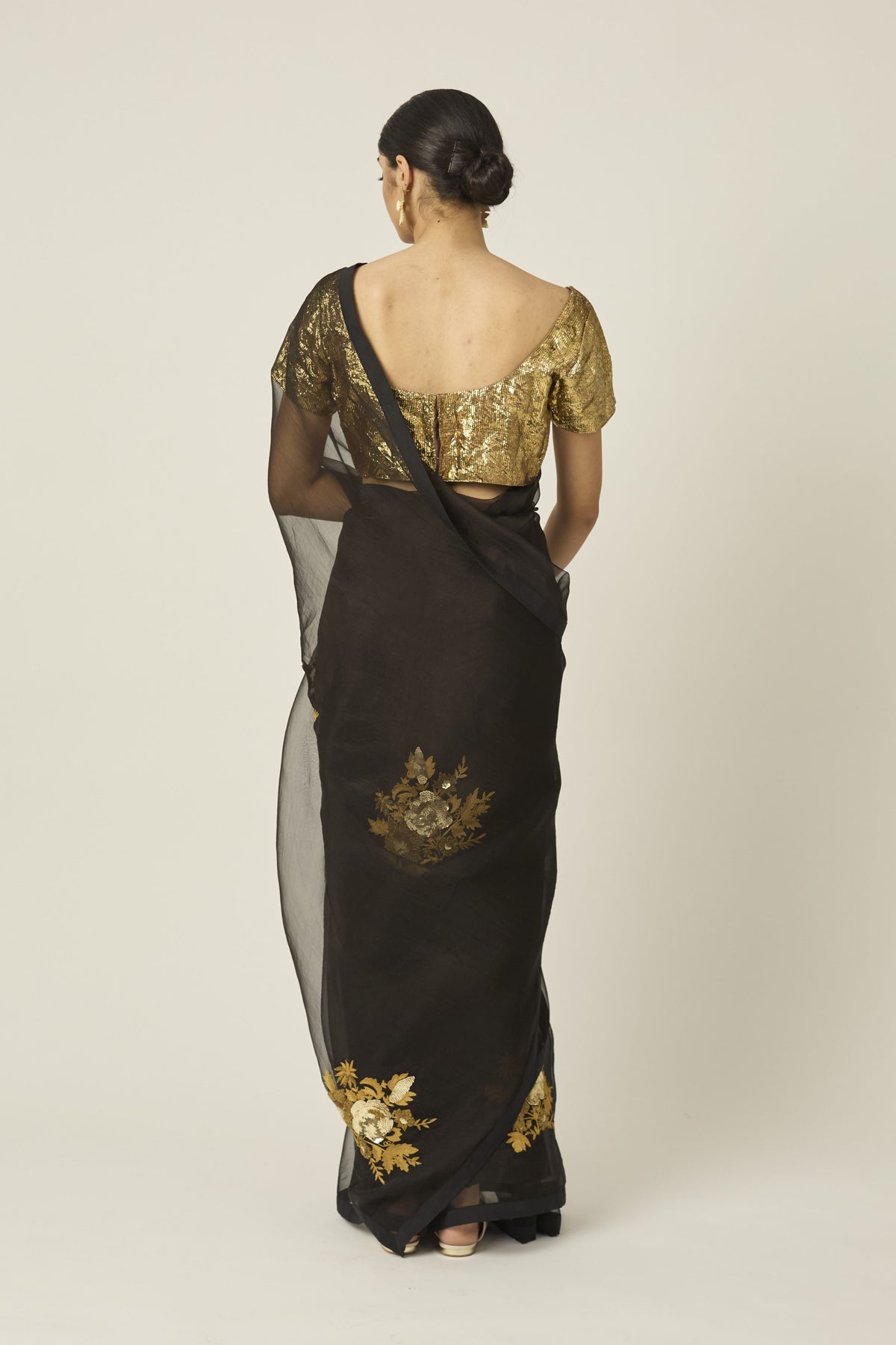 Black And Gold Aradhana Saree