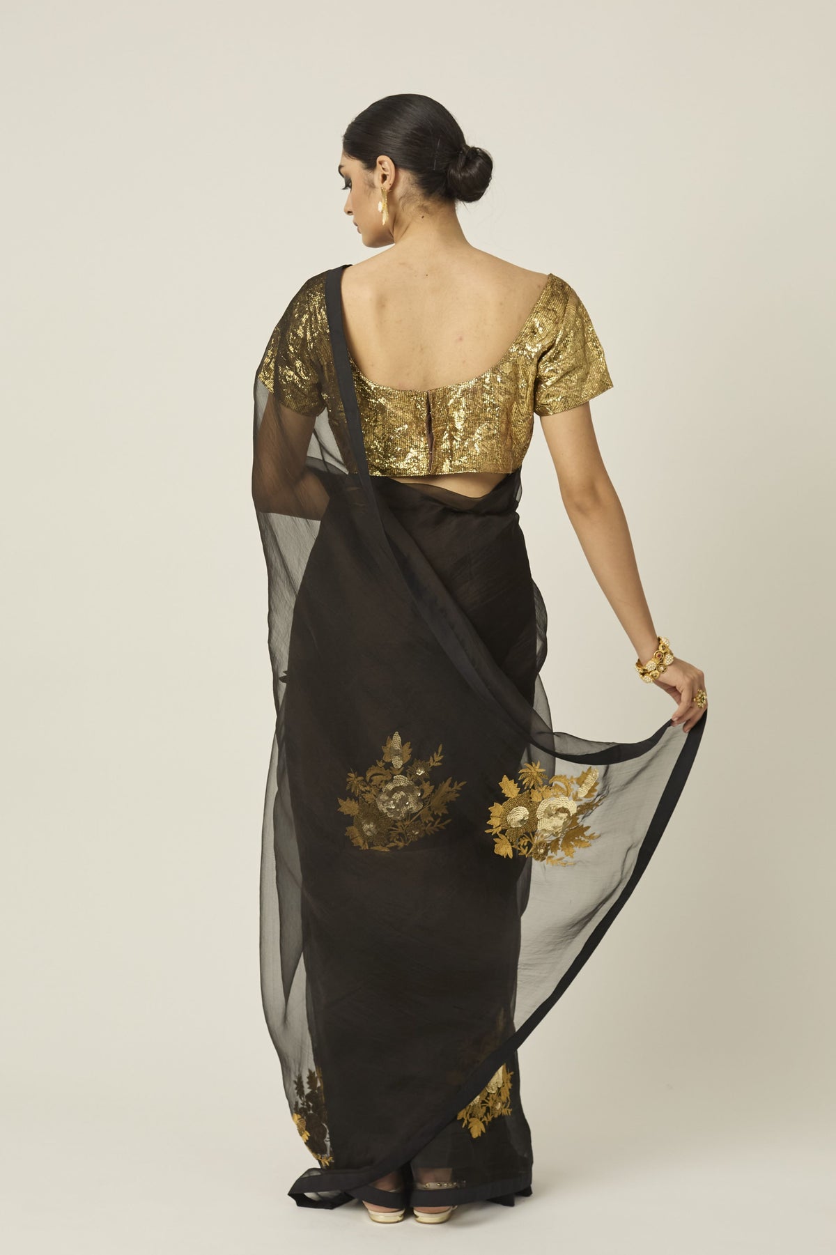 Black And Gold Aradhana Saree