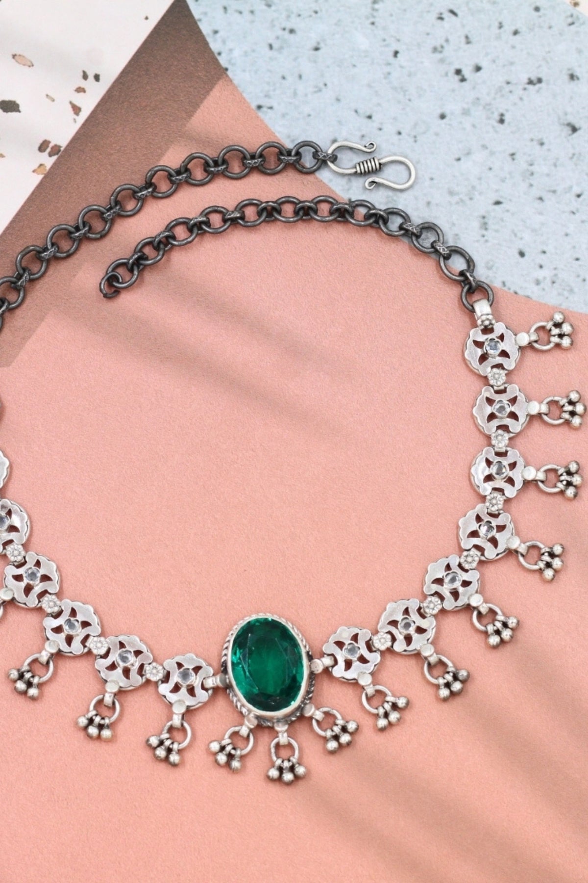 Majestic Elegant Silver Green Necklace