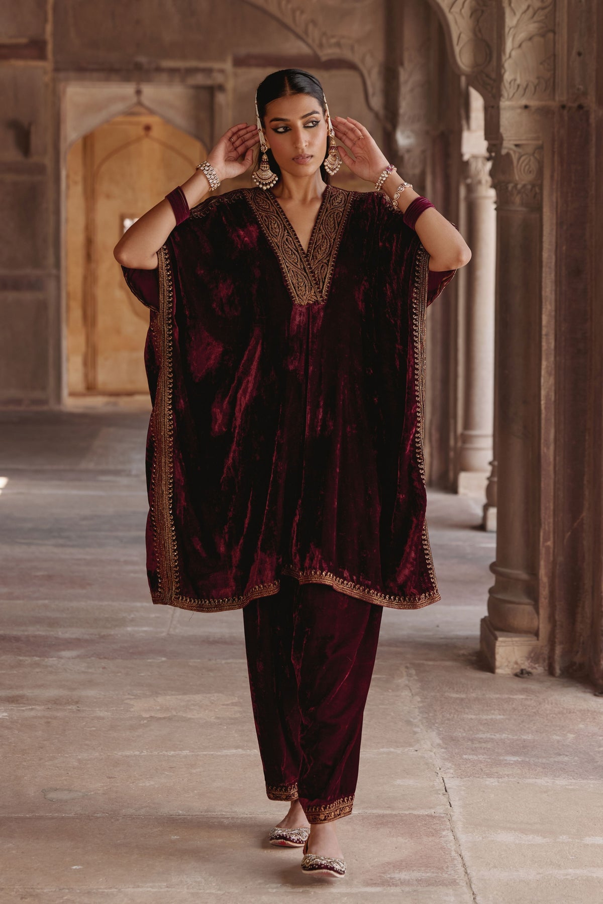 Marron Zohra Kaftan Set