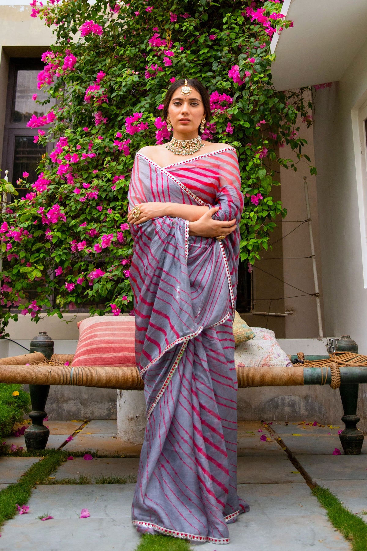 Grey-Red Lahariya Saree Set