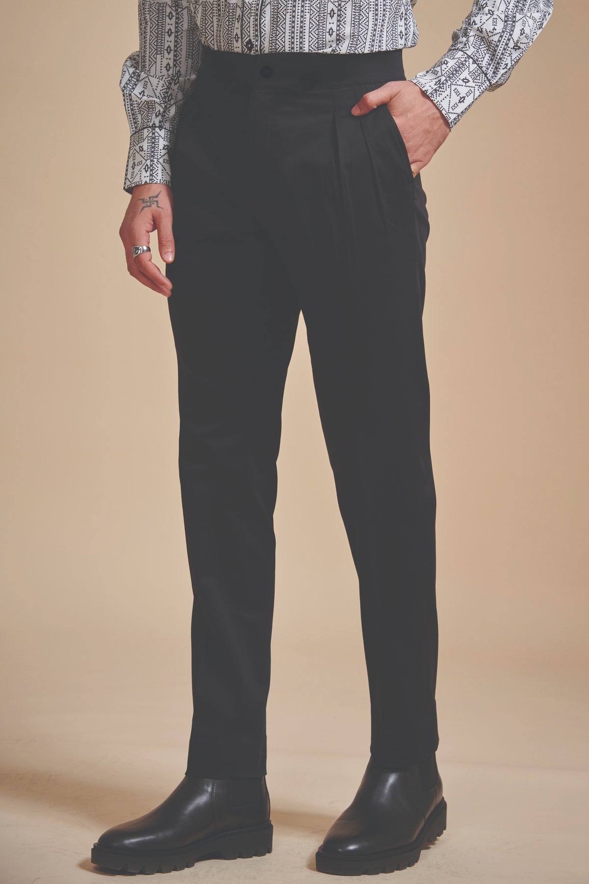 Black Stylised Tapered Pant