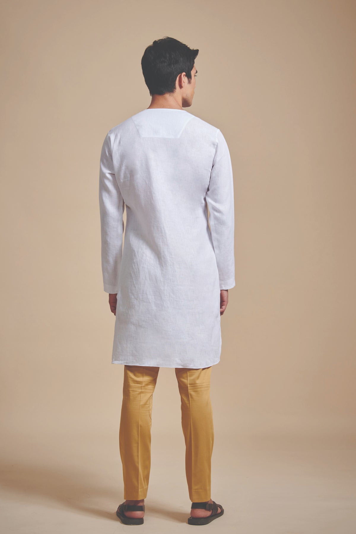 The Irregular Embroidery Round Neck Kurta