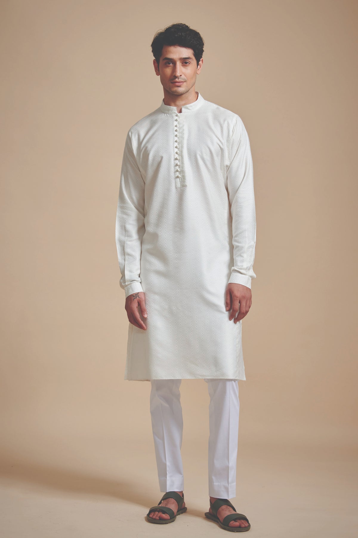 The Loop Button Kurta