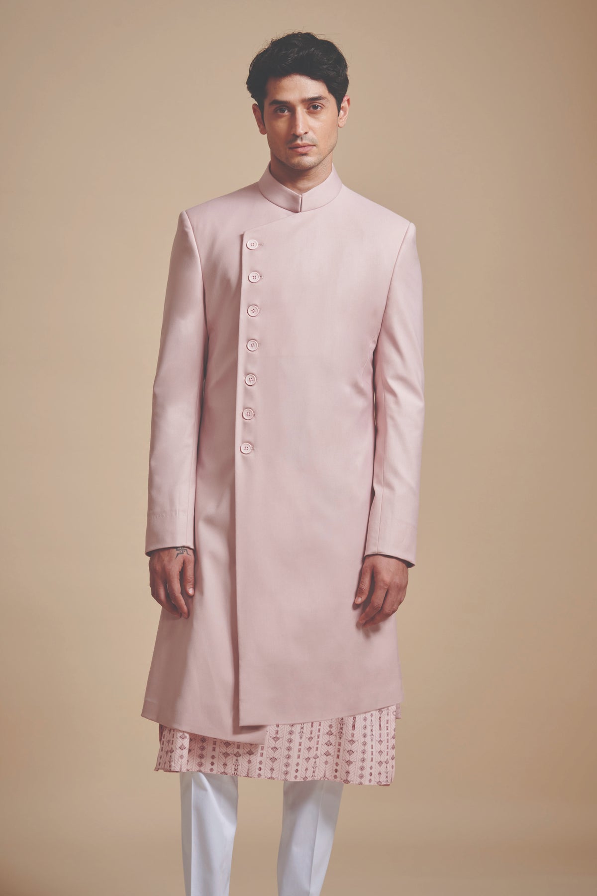 The Asymmetric Long Short Achkan