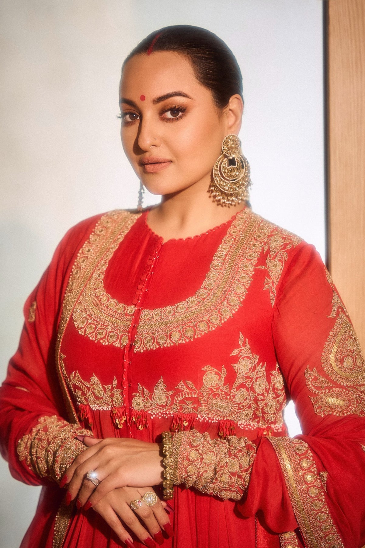 Sonakshi Sinha in Anamika Khanna