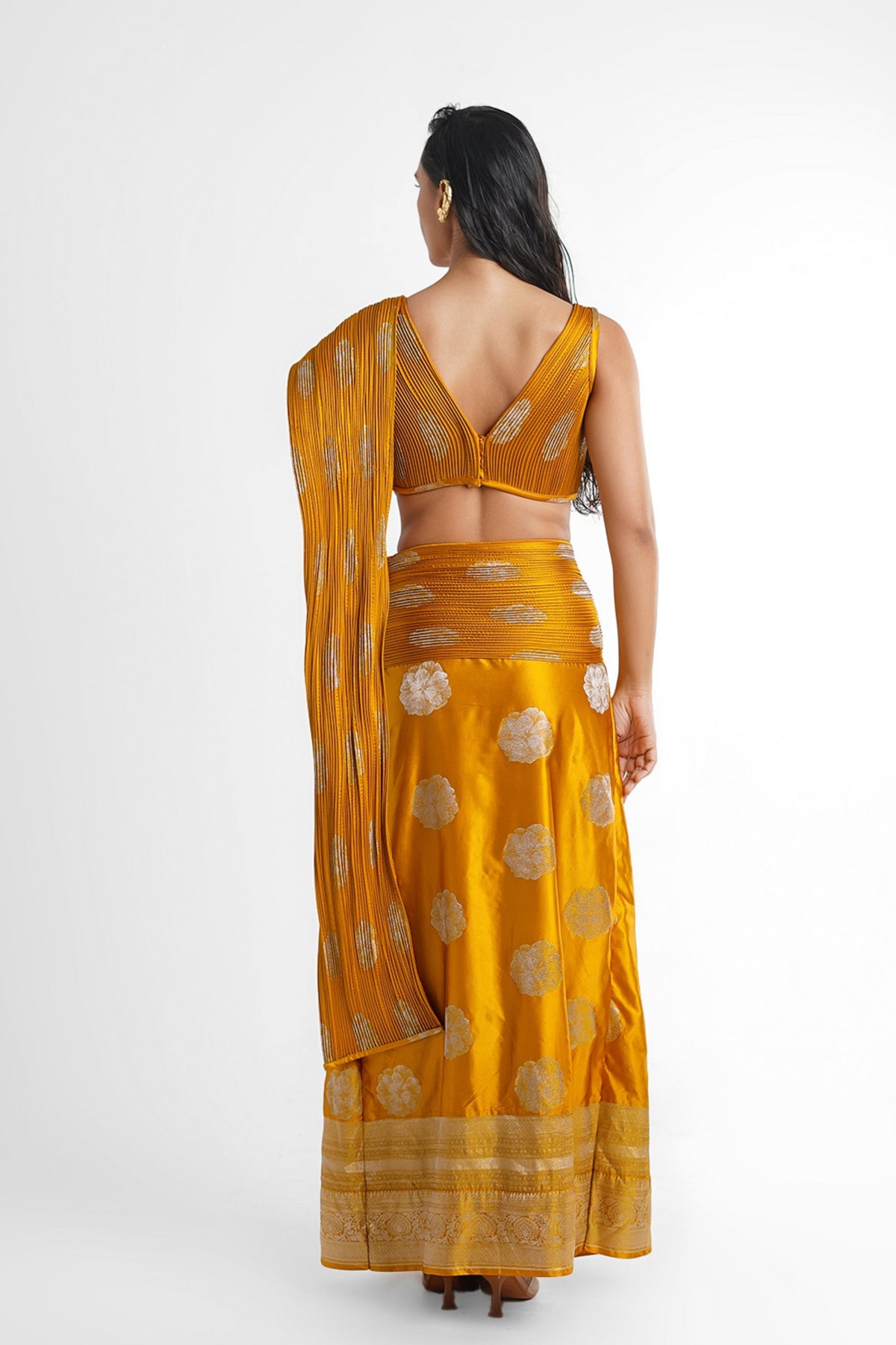 Alia Banarasi Pre-stitched Saree