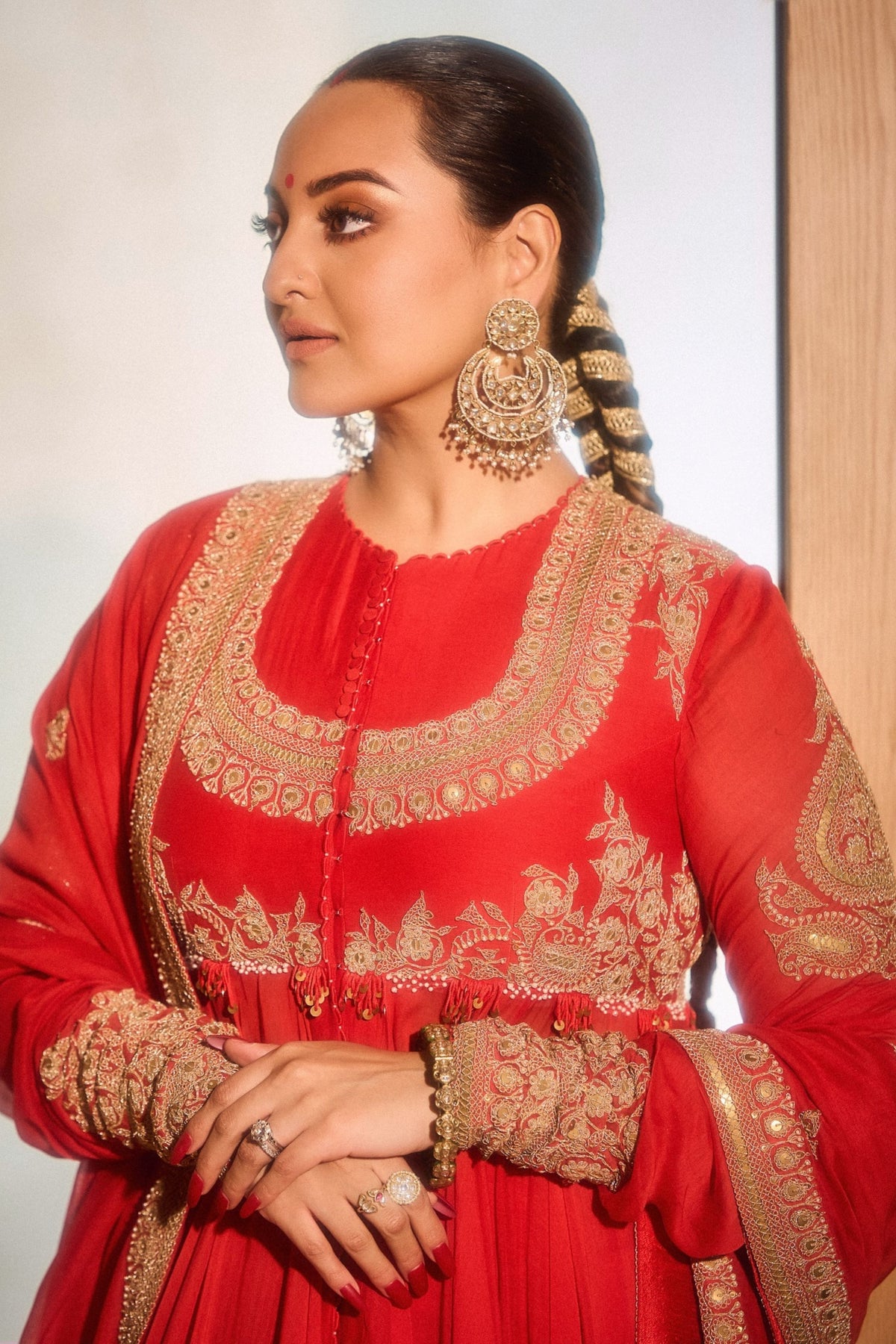 Sonakshi Sinha in Anamika Khanna