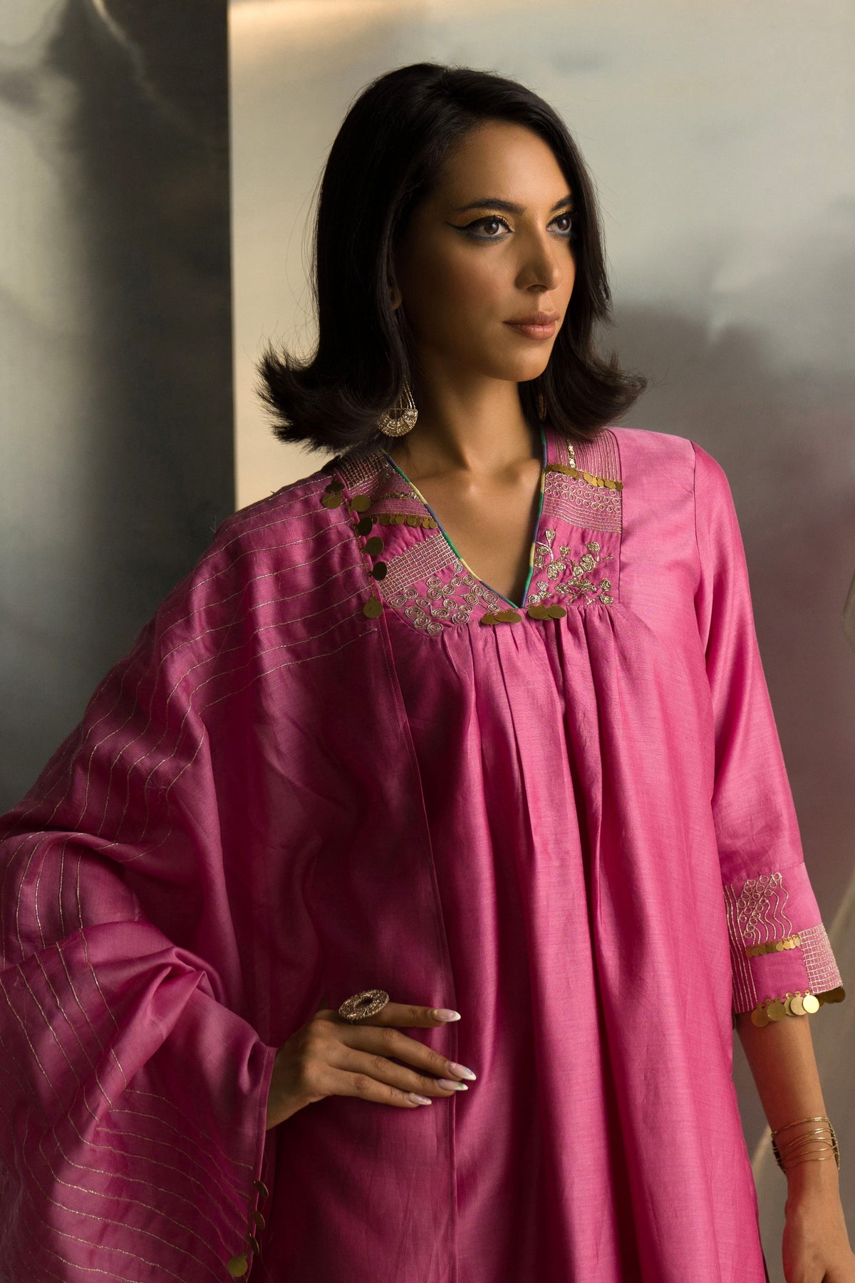 Pink V-neck Kurta Set