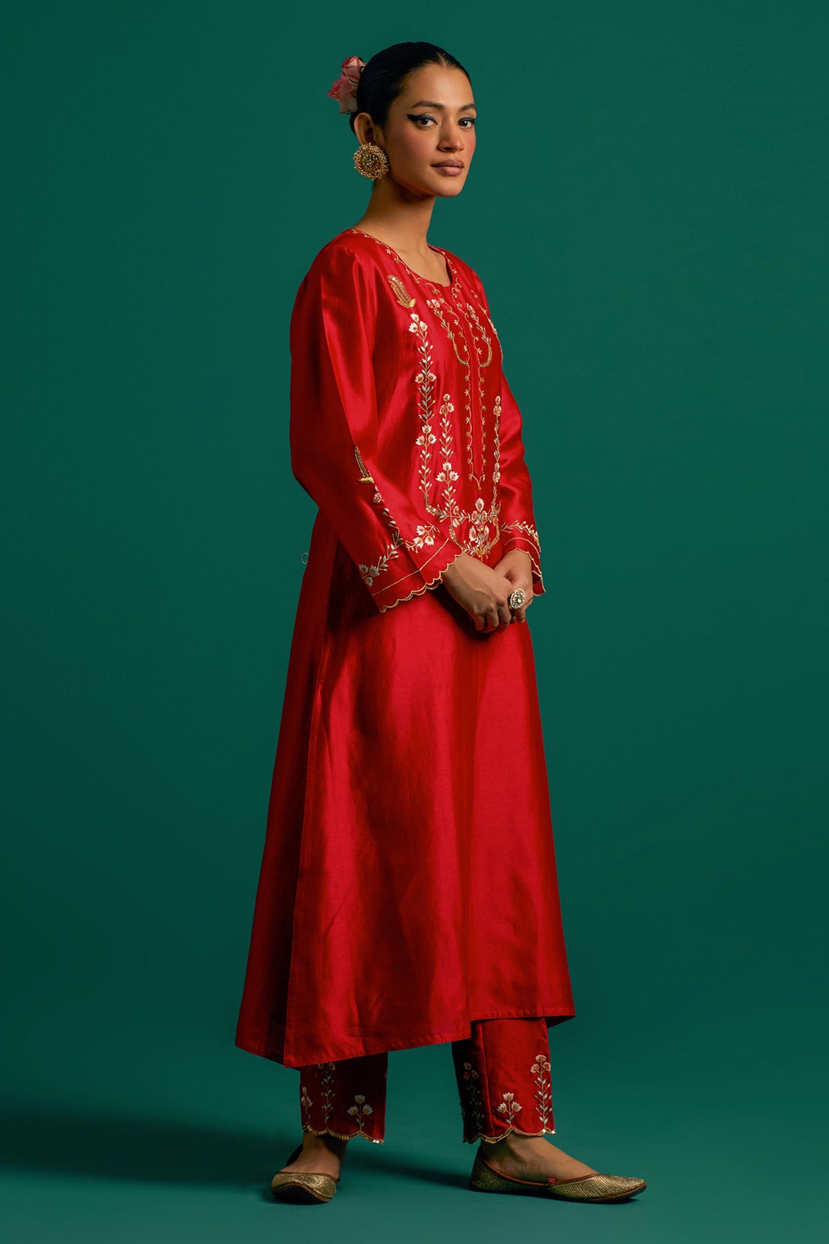 Red Silk Chanderi Kurta Set With Green Dupatta