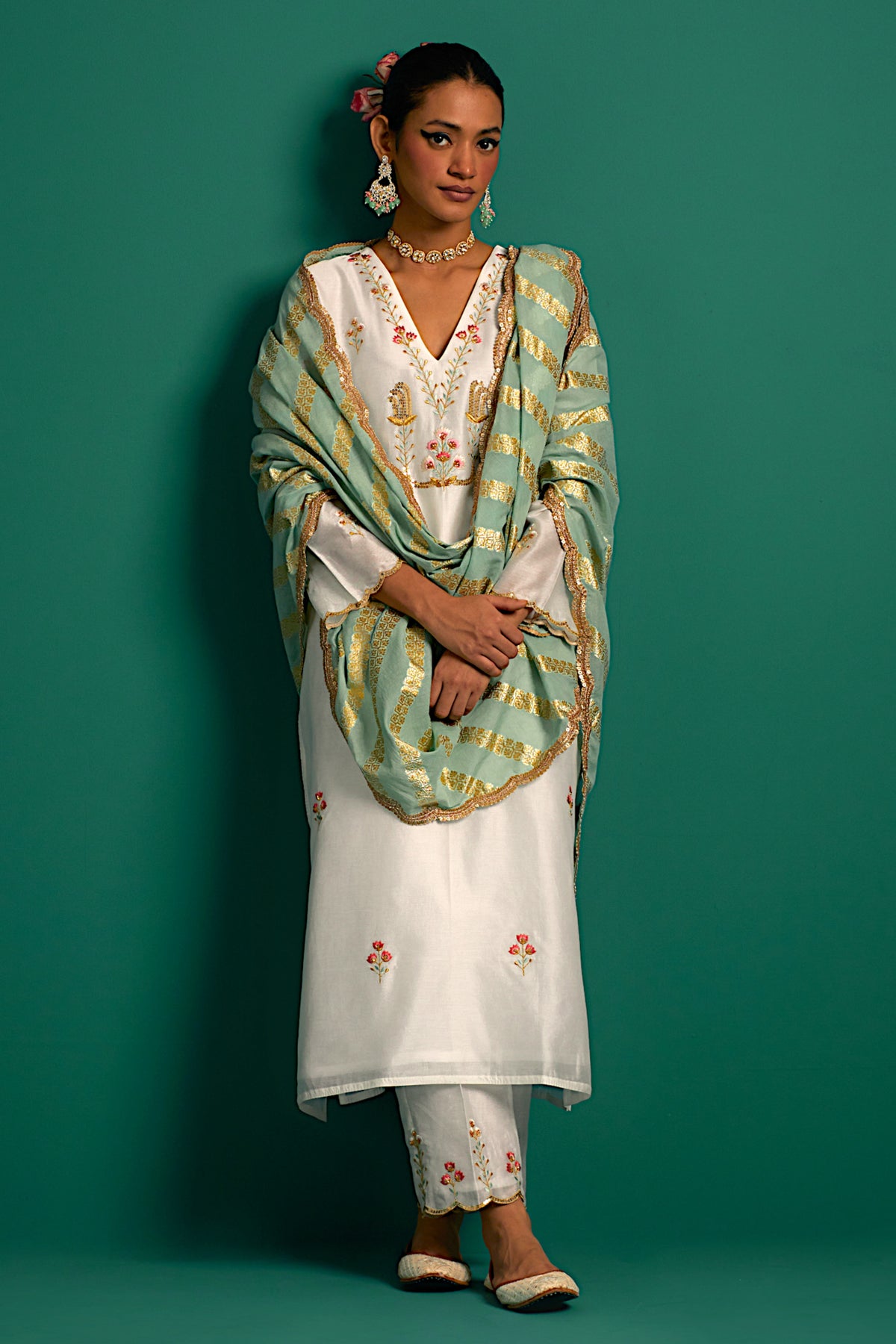 Off White V Neck Silk Chanderi Kurta Set With Pastel Green Dupatta