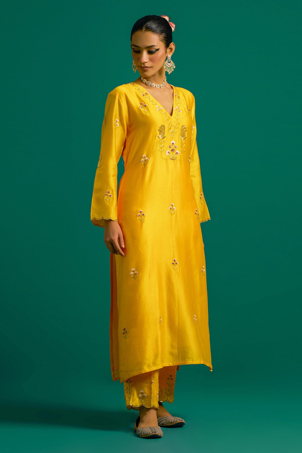 Yellow V Neck  Silk Chanderi Kurta Set With Green Dupatta