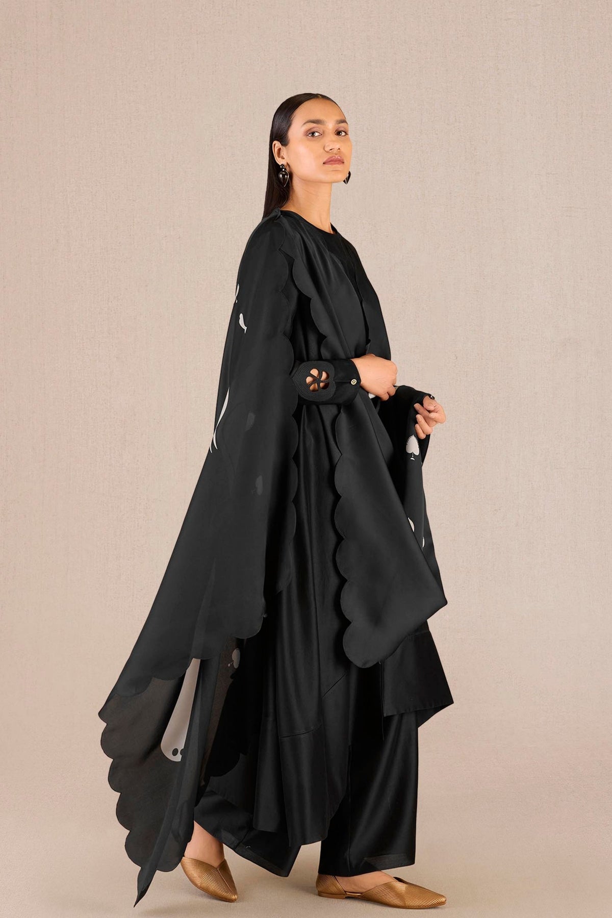 Abiha Kurta Set In Black