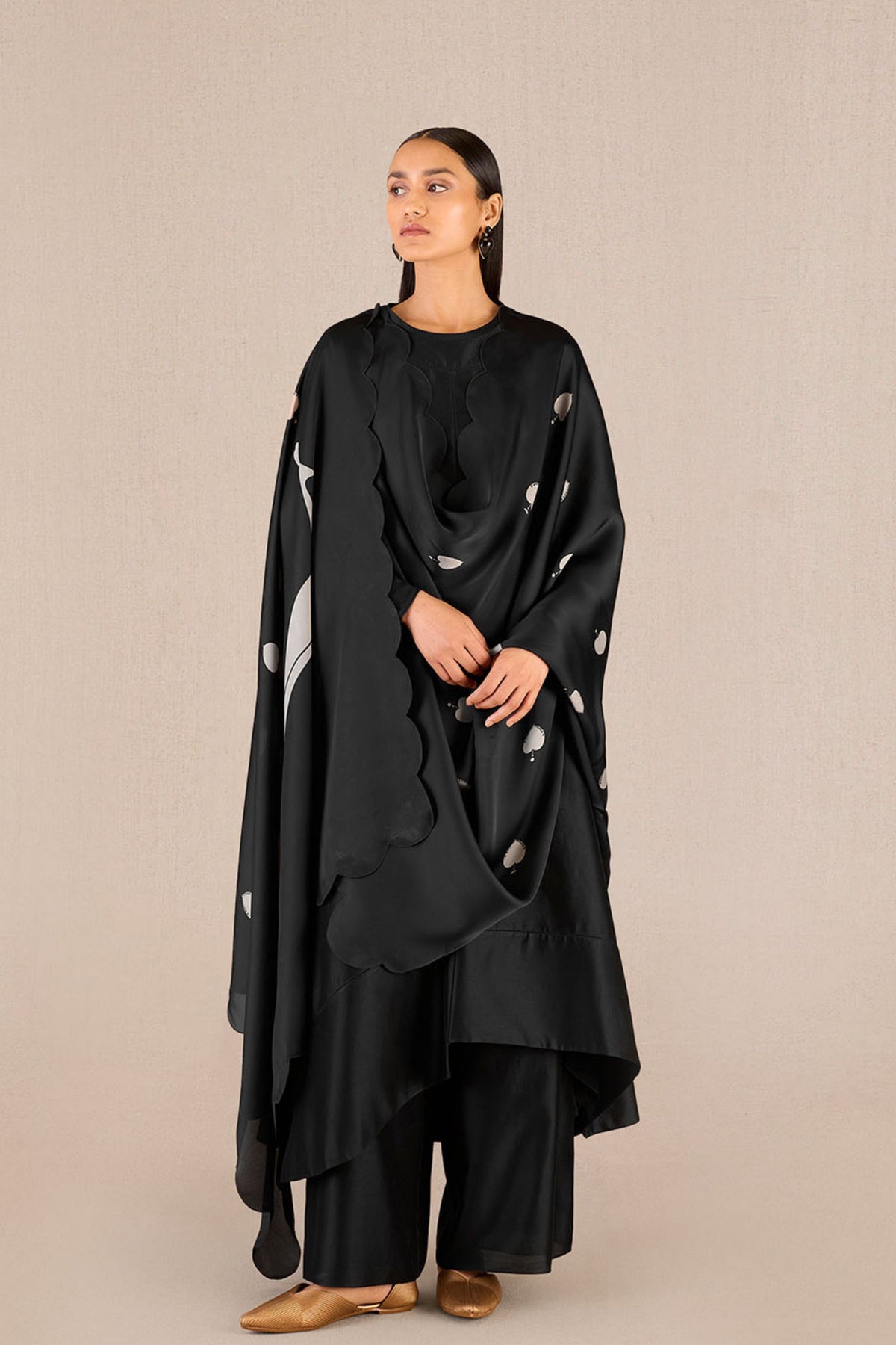 Abiha Kurta Set In Black