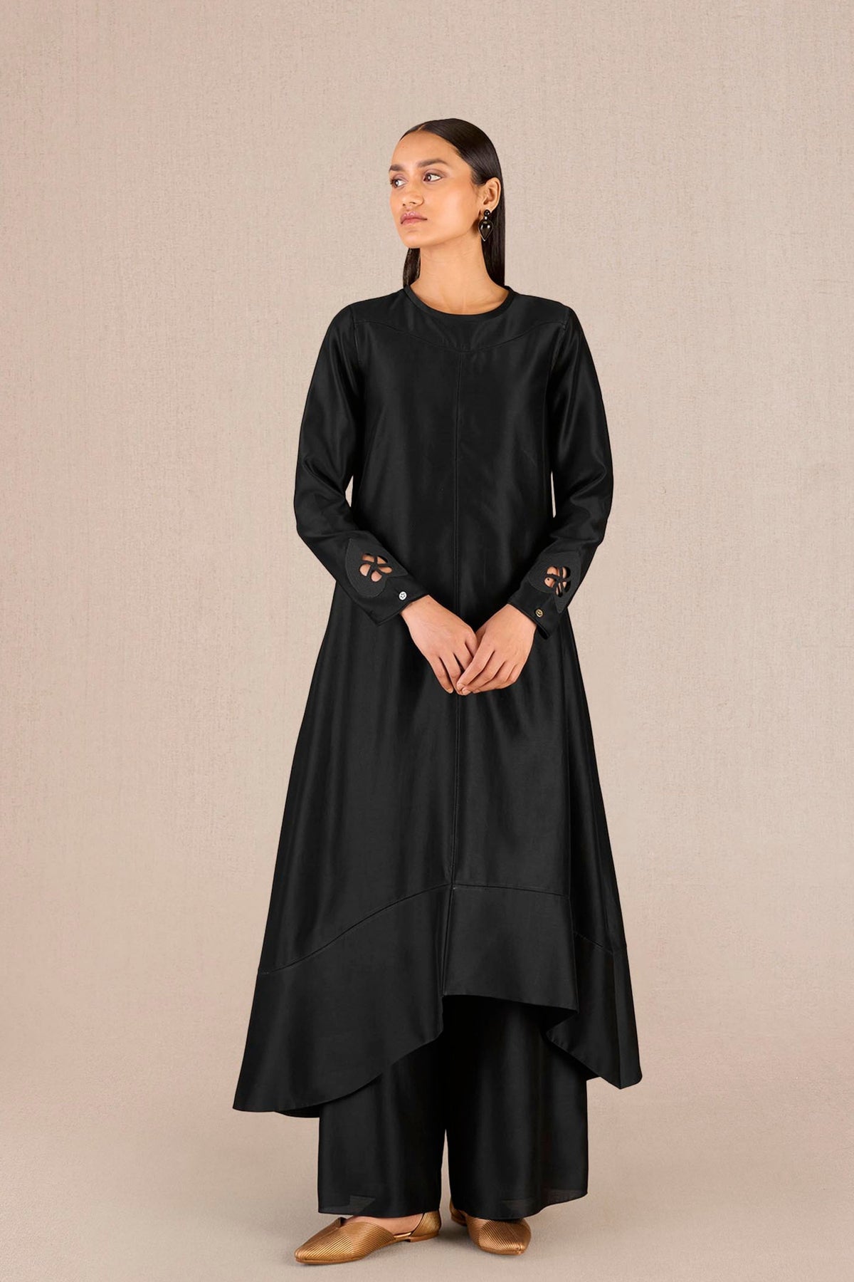 Abiha Kurta Set In Black