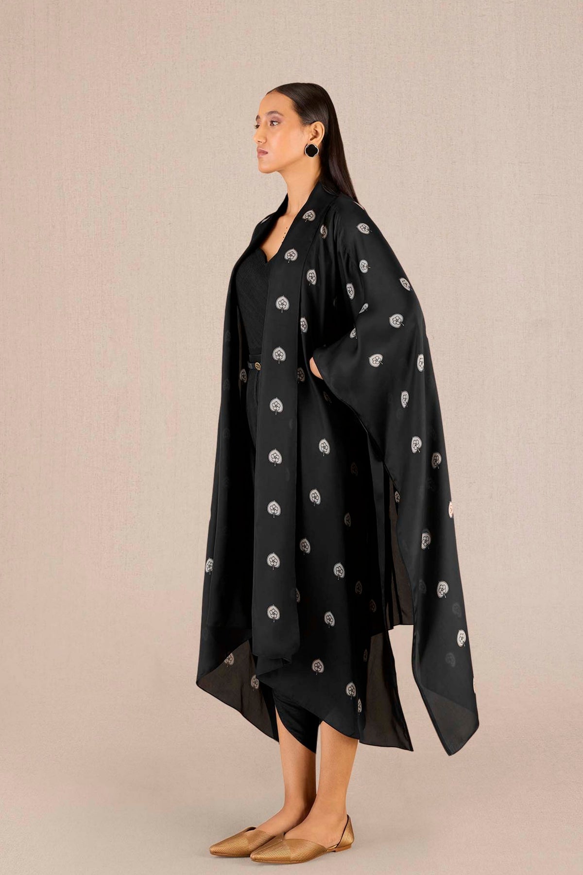 Umaya Cape Set