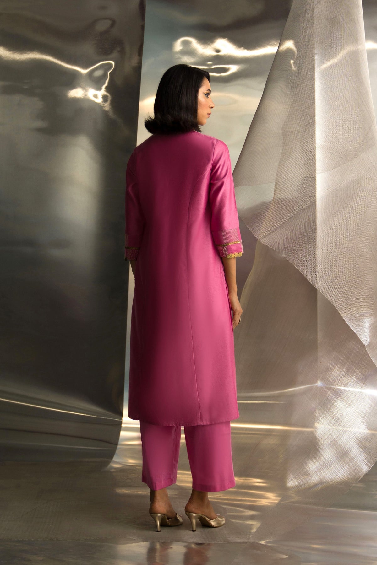 Pink V-neck Kurta Set