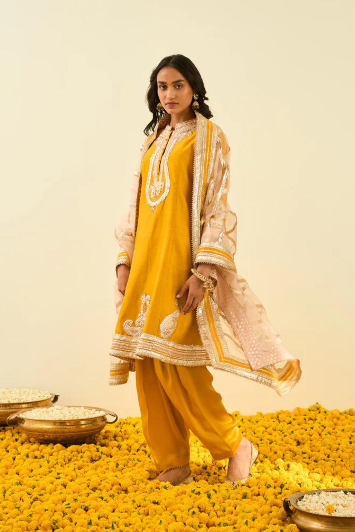 Sadiyah glaze mustard kurta set