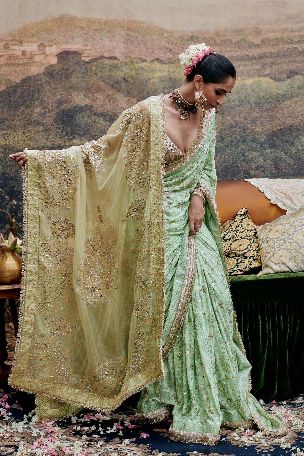 Naayaab Saree Set