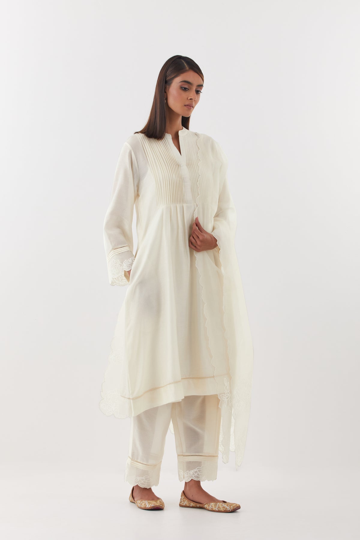 Gunjan Ivory Kurta Set