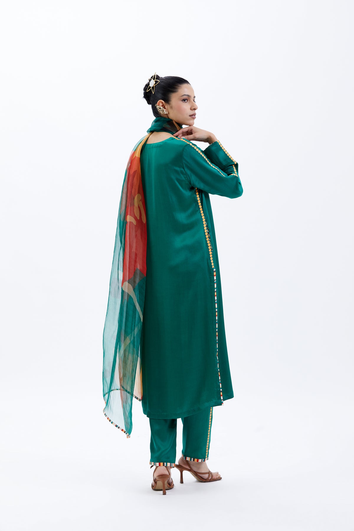 Guldasta Kurta Set