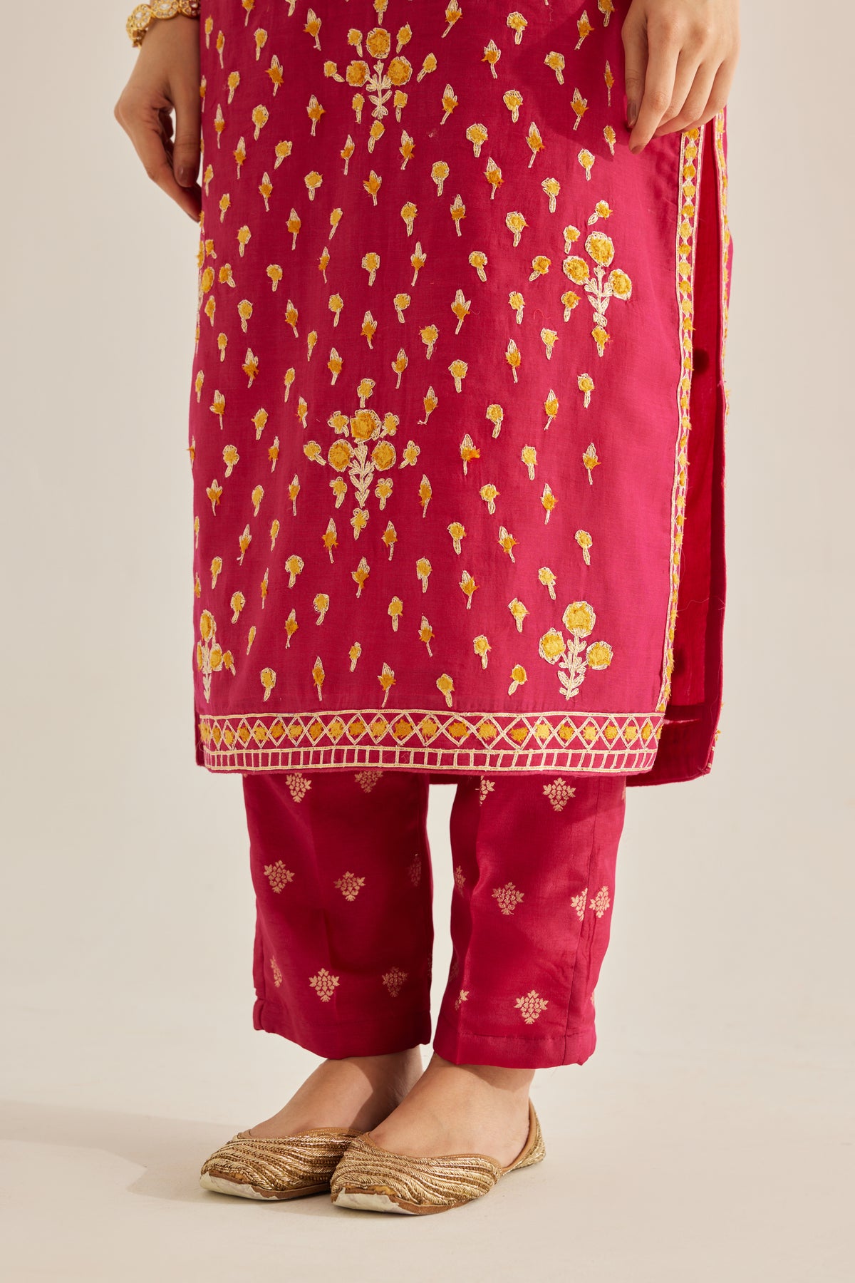 Gota and Thread Embroidered Kurta Set