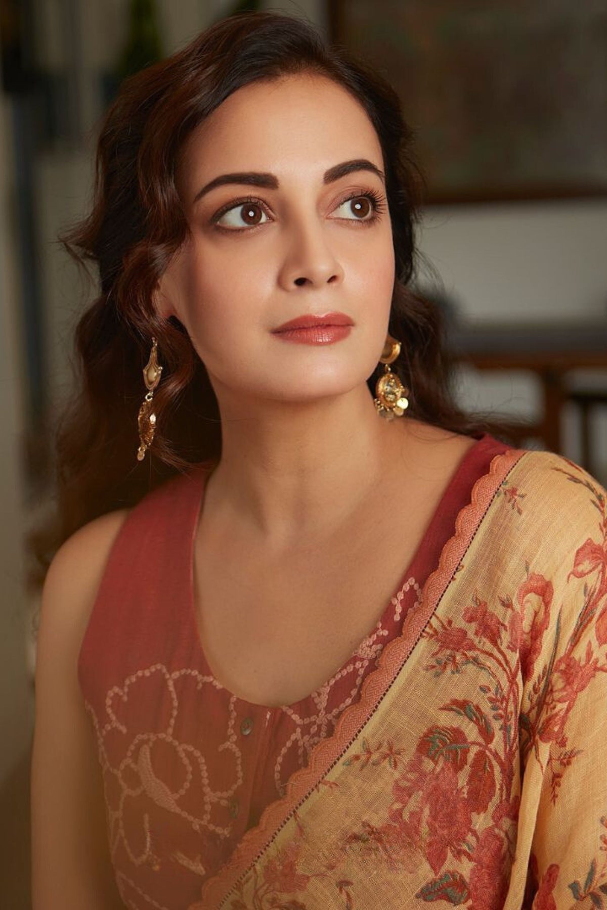 Dia Mirza in Kasturi Kundal